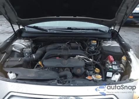 2015 Subaru Legacy 2.5I Premium z USA, uszkodzony, nr VIN 4S3BNAC63F3067568